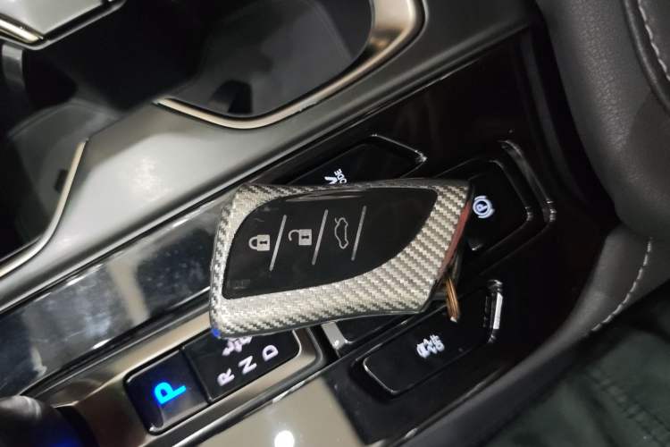 Used Lexus NX 2023 350h Front-Wheel-Drive Chuan Yue Edition Vehicle Key