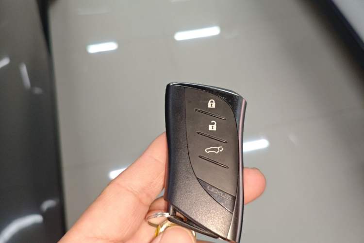 Used Lexus NX 2023 260 Front-Wheel Drive ChuanYou Special Edition Vehicle Key