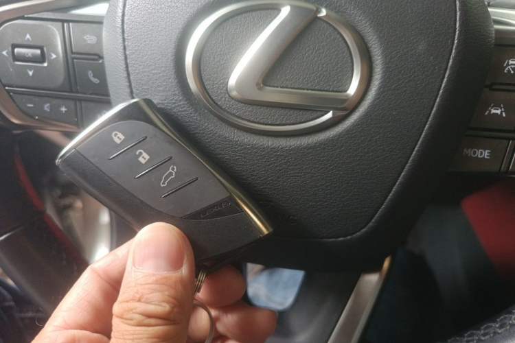 Used Lexus NX 2023 350h Front-Wheel-Drive Chuan Yue Edition Vehicle Key