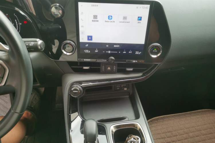 Used Lexus NX 2023 260 Front-Wheel Drive Chuanchi Edition Audio And AC Panel