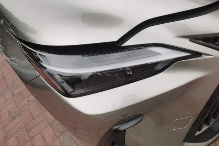 Used Lexus NX 2023 260 Front-Wheel Drive Chuanchi Edition Right Front Headlight