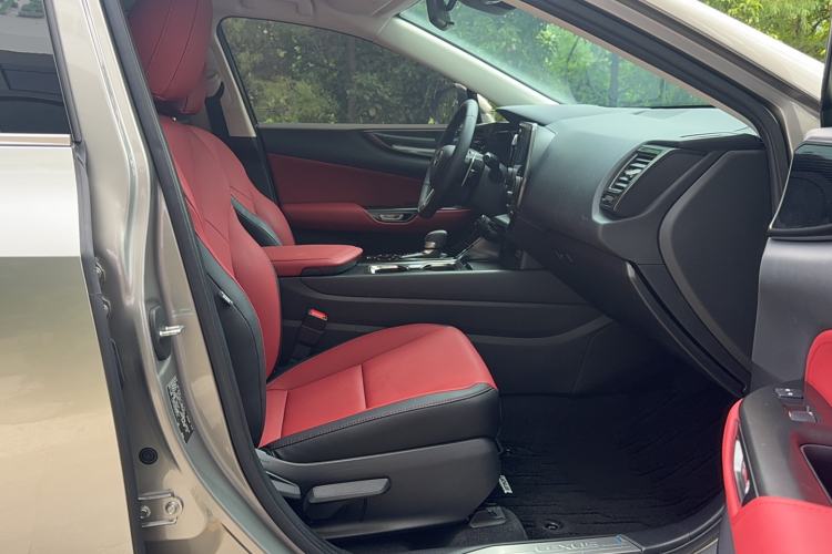 Used Lexus NX 2023 350h Front-Wheel-Drive Xinchichi Version Interior 6
