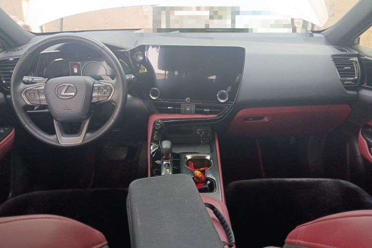 Used Lexus NX 2023 260 Front-Wheel Drive ChuanYou Special Edition Center Console