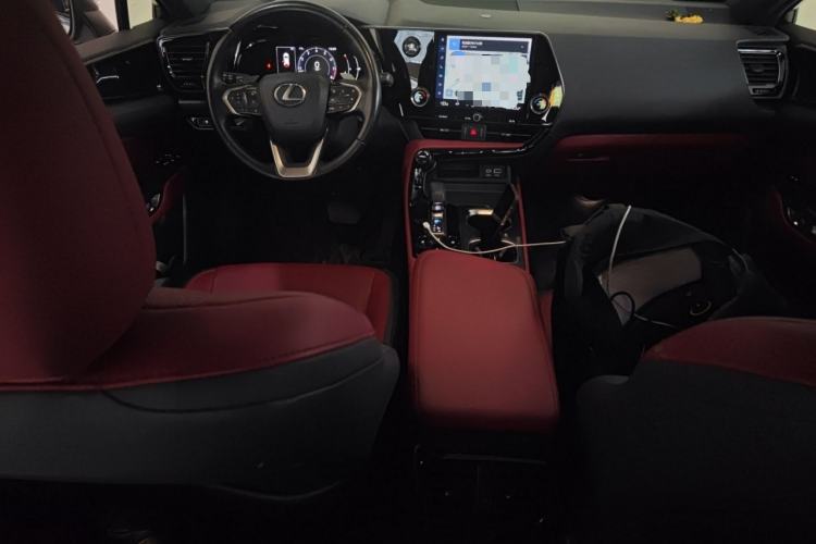 Used Lexus NX 2023 260 Front-Wheel Drive Chuan Yue Edition Center Console