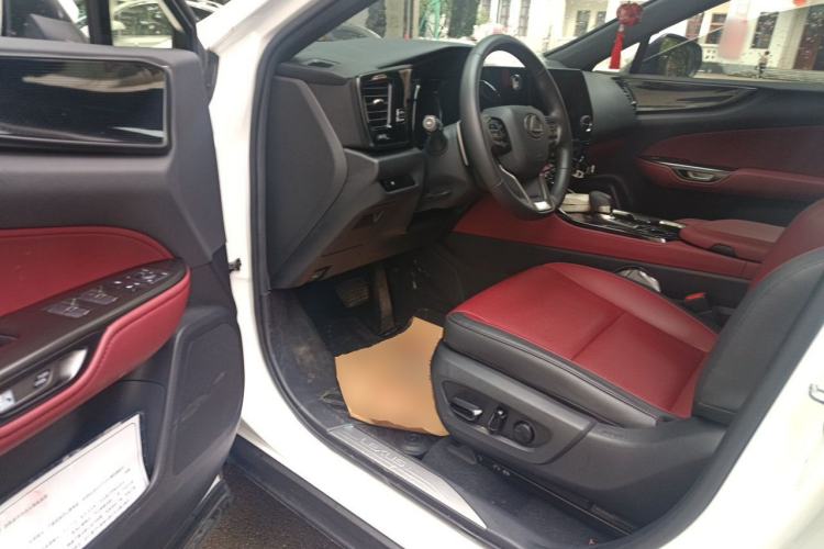Used Lexus NX 2023 260 Front-Wheel Drive Chuan Yue Edition Driver Seat