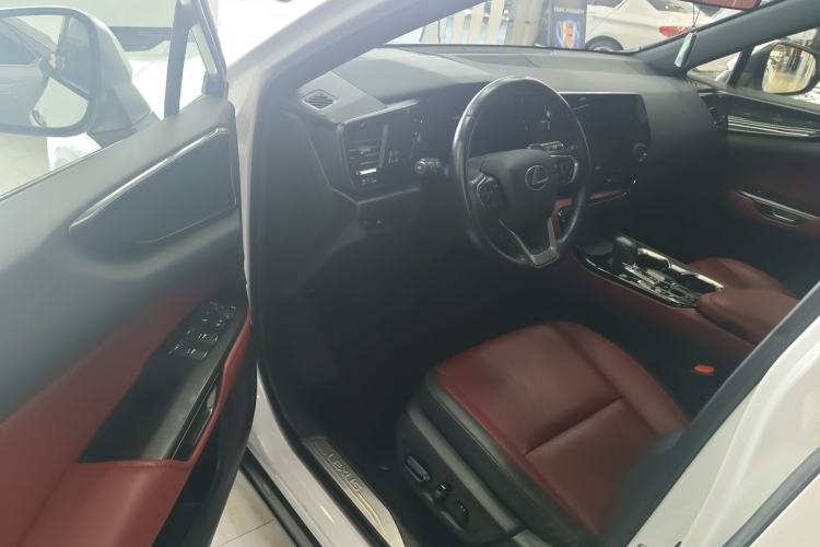 Used Lexus NX 2023 260 Front-Wheel Drive Chuan Yue Edition Driver Seat