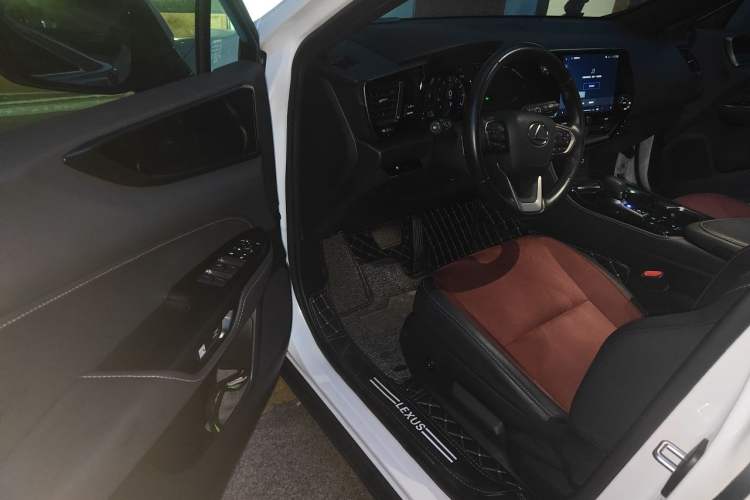 Used Lexus NX 2023 260 Front-Wheel Drive Chuanchi Edition Driver Seat