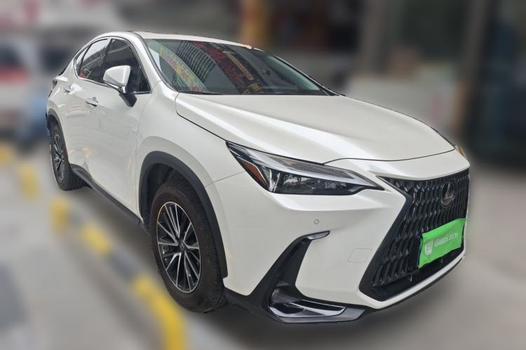 Used Lexus NX 2023 350h Front-Wheel-Drive Chuan Yue Edition Front Right 45 Deg