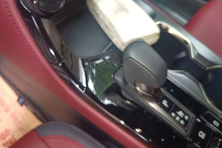 Used Lexus NX 2023 260 Front-Wheel Drive Chuan Yue Edition Gear Lever