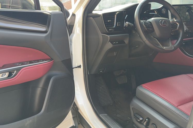 Used Lexus NX 2023 260 Front-Wheel Drive ChuanYou Special Edition Interior 2
