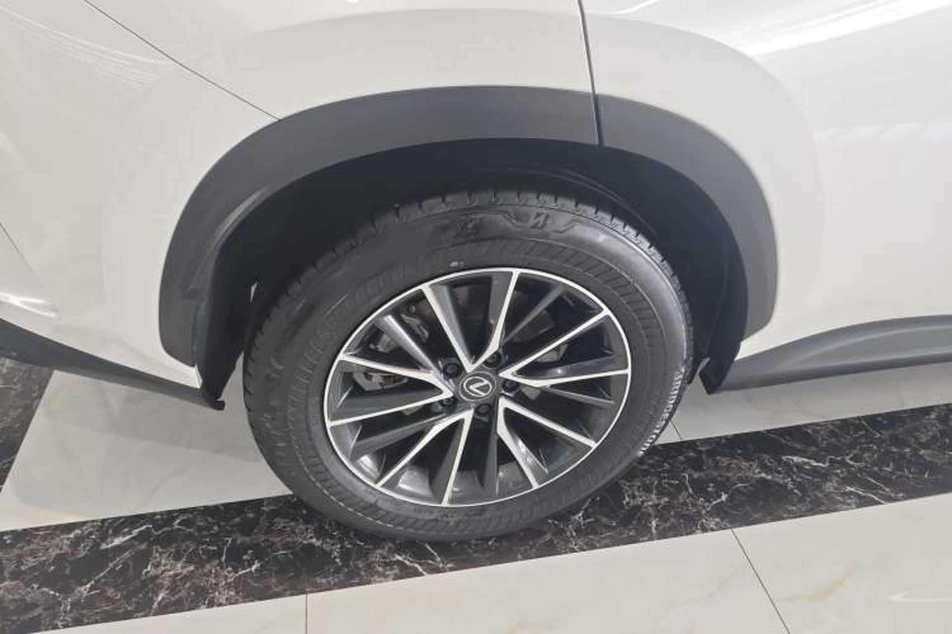 Used Lexus NX 2023 260 Front-Wheel Drive Chuan Yue Edition Right Rear Wheel Hub