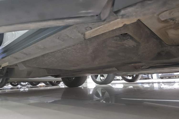 Used Lexus NX 2023 260 Front-Wheel Drive Chuan Yue Edition Right Side Sill