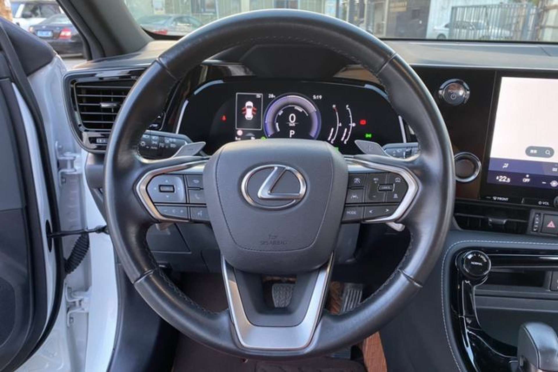 Used Lexus NX 2023 350h Front-Wheel-Drive Xinchichi Version Steering Wheel