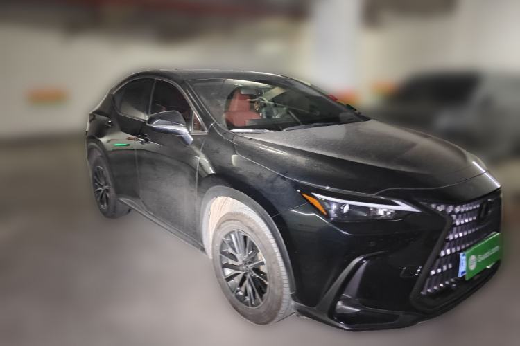 Used Lexus NX 2024 350h Front-Drive Elite Edition Front Right 45 Deg