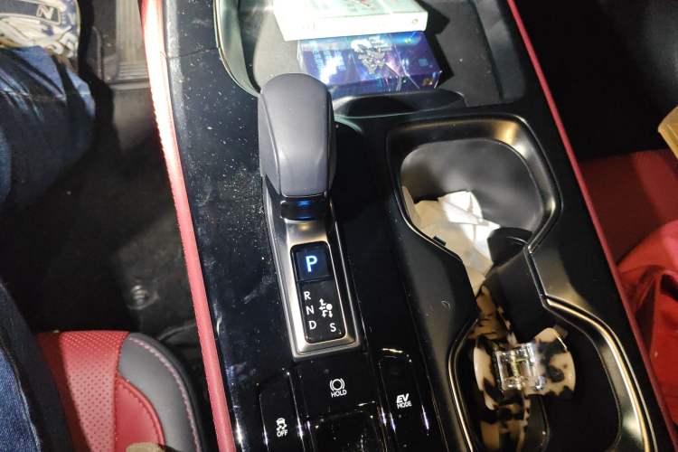 Used Lexus NX 2024 350h Front-Drive Elite Edition Gear Lever