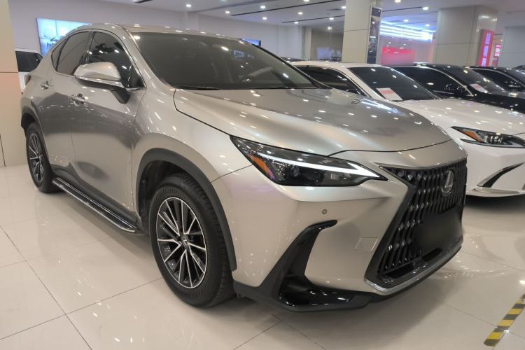 Used Lexus NX 2024 350h Front-Drive Xinchu Version Front Right 45 Deg