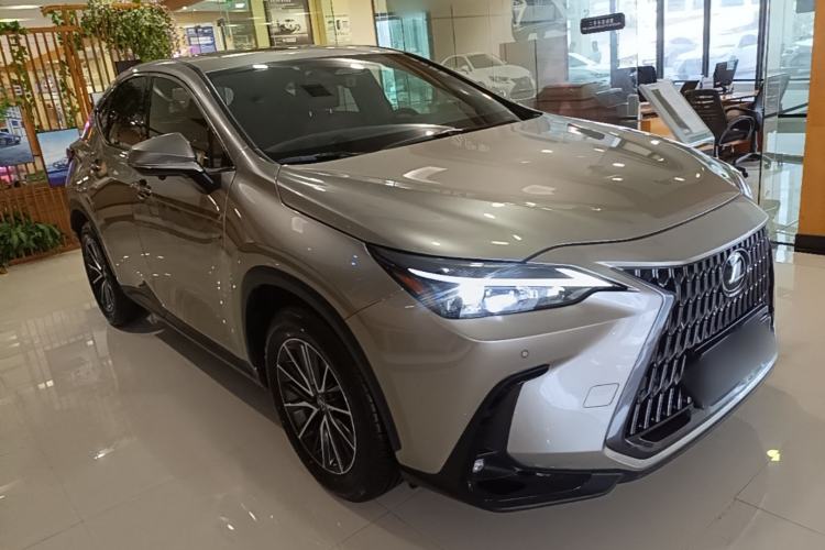Used Lexus NX 2024 260 Front-Wheel Drive Chuan Yue Edition Front Right 45 Deg