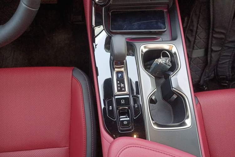 Used Lexus NX 2024 260 Front-Wheel Drive Chuan Yue Edition Gear Lever