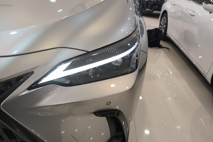 Used Lexus NX 2024 350h Front-Drive Xinchu Version Left Front Headlight