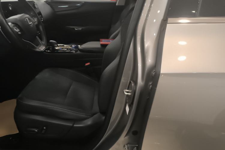 Used Lexus NX 2024 350h Front-Drive Xinchu Version Left Front Seat