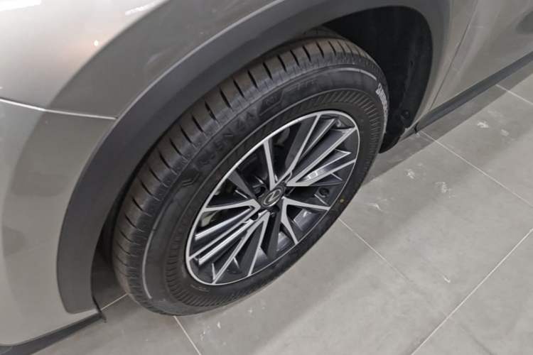 Used Lexus NX 2024 260 Front-Wheel Drive Chuanchi Edition Left Front Wheel Hub