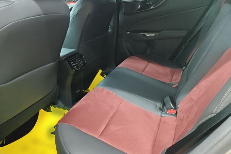 Used Lexus NX 2024 260 Front-Wheel Drive Chuanchi Edition Left Rear Seat