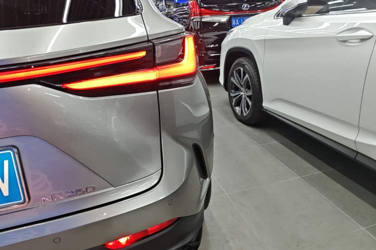 Used Lexus NX 2024 260 Front-Wheel Drive Chuanchi Edition Right Rear Taillight