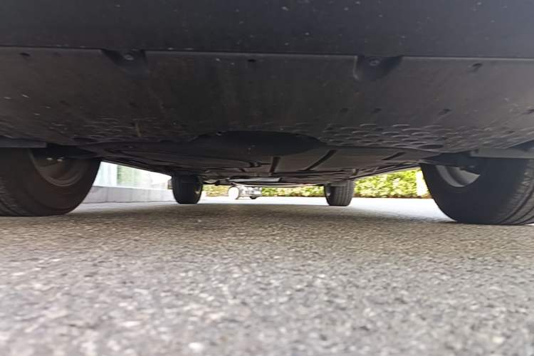 Used Lexus NX 2024 350h Front-Drive Elite Edition Chassis Front