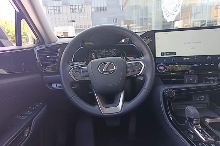 Used Lexus NX 2024 350h Front-Drive Elite Edition Steering Wheel