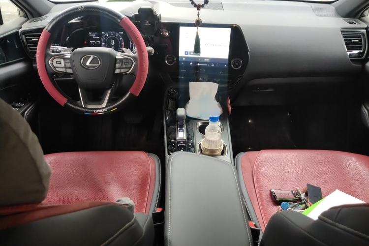 Used Lexus NX 2024 260 Front-Wheel Drive Chuanchi Edition Center Console