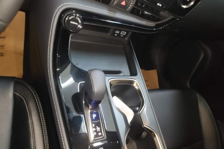 Used Lexus NX 2024 260 Front-Wheel Drive Chuanchi Edition Gear Lever