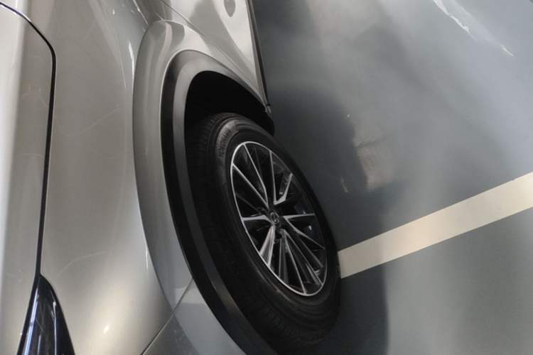 Used Lexus NX 2024 260 Front-Wheel Drive Chuanchi Edition Left Front Wheel Hub