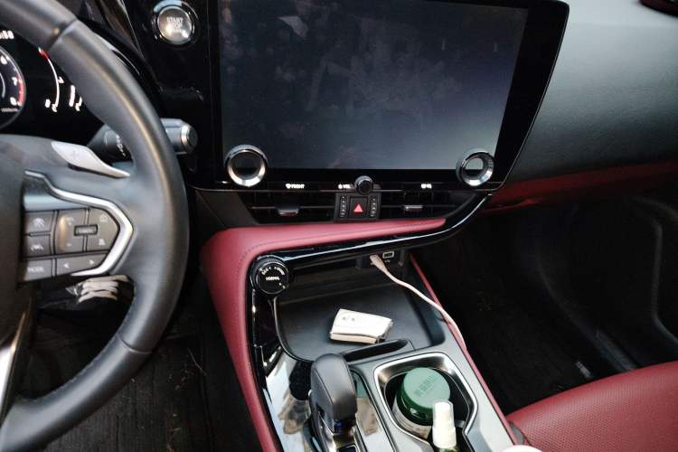 Used Lexus NX 2024 260 Front-Wheel Drive Chuan Yue Edition Audio And AC Panel