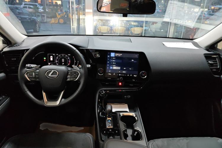 Used Lexus NX 2024 260 Front-Wheel Drive Chuanchi Edition Center Console