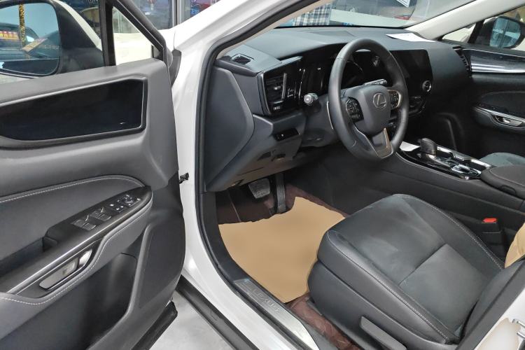 Used Lexus NX 2024 260 Front-Wheel Drive Chuanchi Edition Driver Seat
