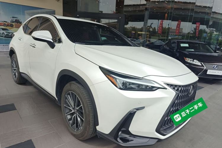Used Lexus NX 2024 350h Front-Drive Elite Edition Front Right 45 Deg