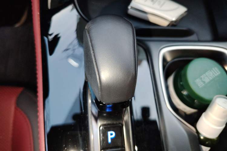 Used Lexus NX 2024 260 Front-Wheel Drive Chuan Yue Edition Gear Lever