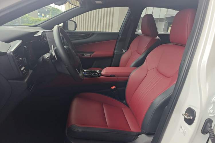 Used Lexus NX 2024 350h Front-Drive Elite Edition Left Front Seat
