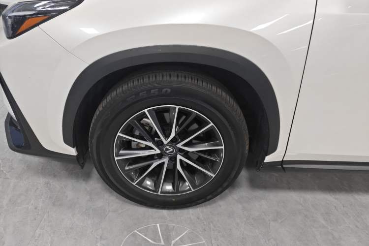 Used Lexus NX 2024 260 Front-Wheel Drive Chuanchi Edition Left Front Wheel Hub