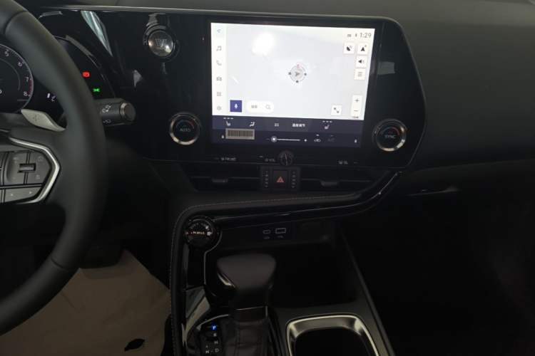 Used Lexus NX 2025 Model 200 FUN Audio And AC Panel