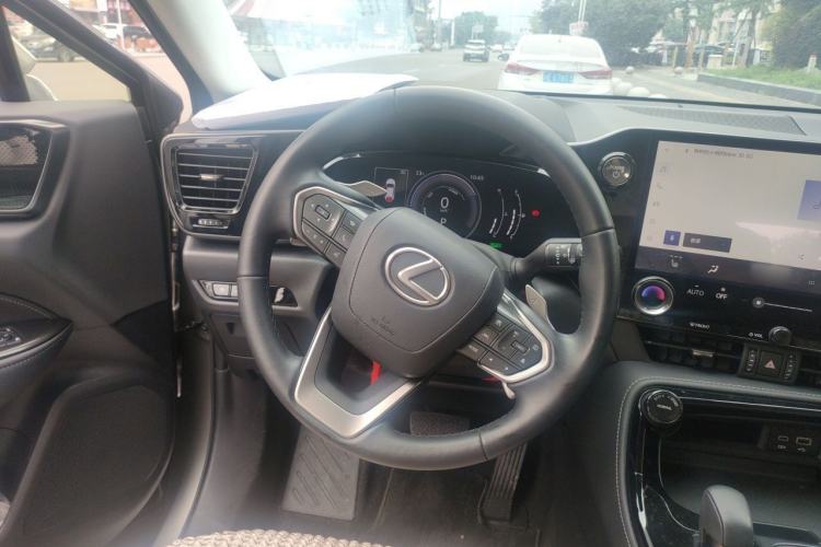 Used Lexus NX 2025 Model 350h JOY Steering Wheel