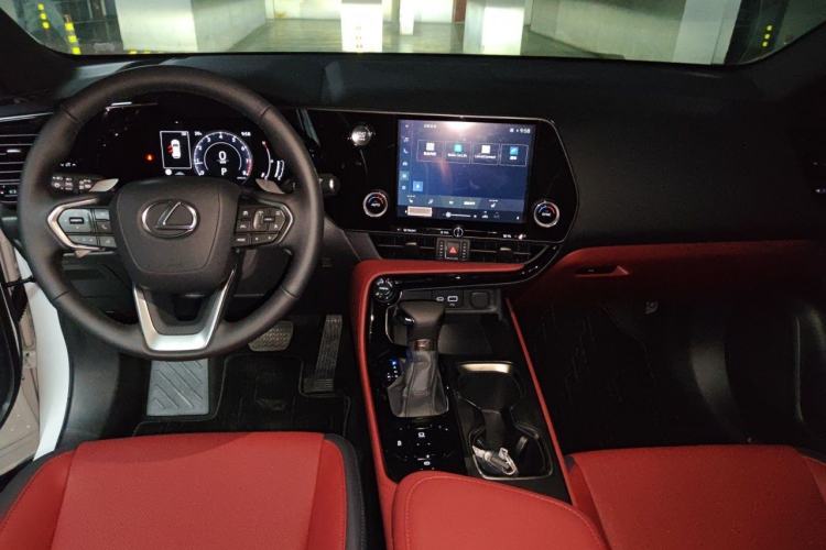 Used Lexus NX 2025 Model 200 FUN Center Console