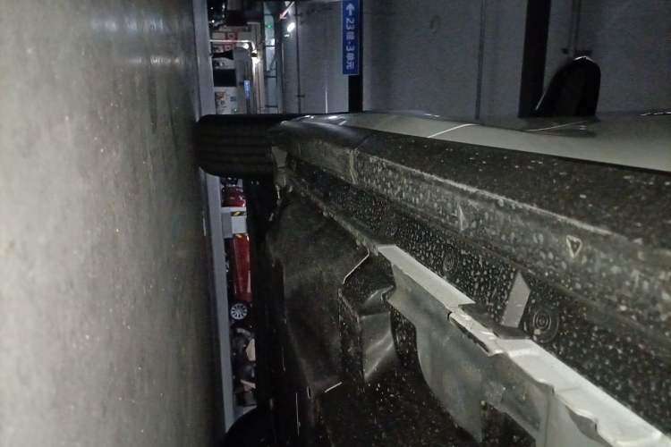 Used Lexus NX 2025 Model 200 FUN Chassis Rear Left