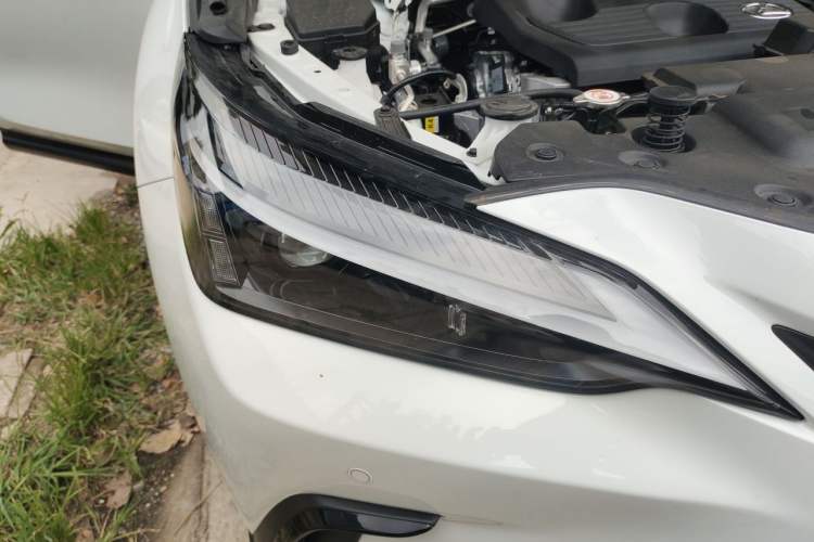 Used Lexus NX 2025 Model 200 FUN Right Front Headlight