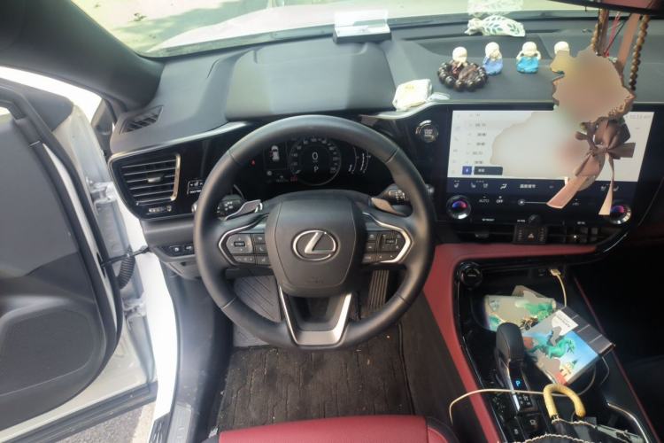 Used Lexus NX 2025 260 Front-Wheel Drive Special Edition Steering Wheel