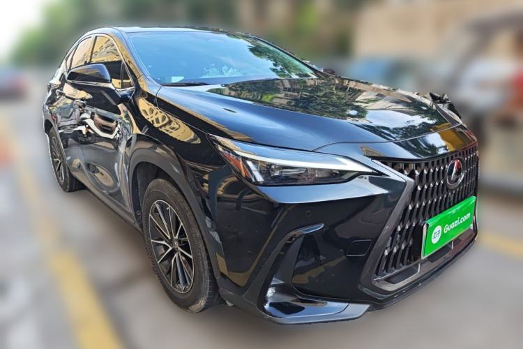 Used Lexus NX New Energy 2022 400h+ Comfort Edition Front Right 45 Deg