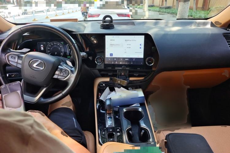 Used Lexus NX New Energy 2022 400h+ Comfort Edition Center Console