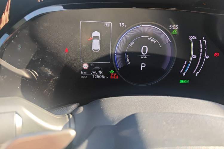 Used Lexus NX New Energy 2022 400h+ Comfort Edition Odometer Close Up