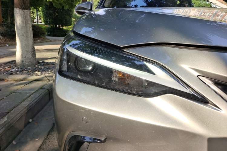 Used Lexus NX New Energy 2022 400h+ Comfort Edition Right Front Headlight