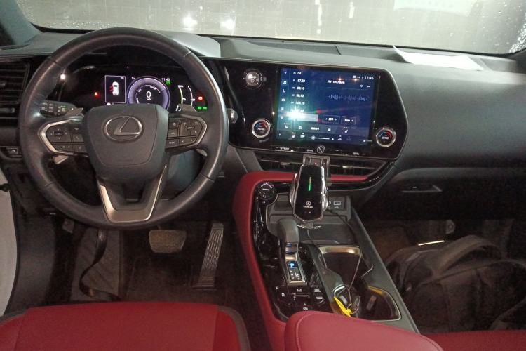 Used Lexus NX New Energy 2022 400h+ Comfort Edition Interior 2